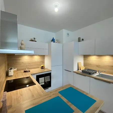 Apartment T3 Neuf A : Plage, Commerces, Parking, Wifi & Plus ! - Fr-1-539-62 Royan
