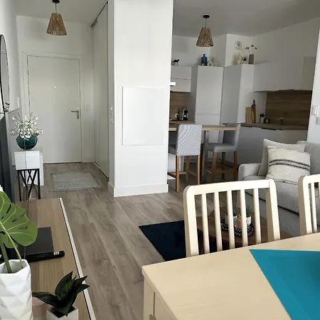 T3 Neuf A : Plage, Commerces, Parking, Wifi & Plus ! - Fr-1-539-62 Royan