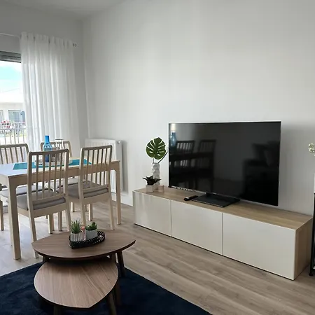 T3 Neuf A : Plage, Commerces, Parking, Wifi & Plus ! - Fr-1-539-62 Royan