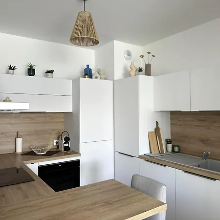 Apartment T3 Neuf A : Plage, Commerces, Parking, Wifi & Plus ! - Fr-1-539-62 Royan